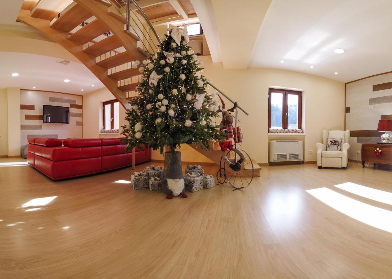Abete Bianco - Albergo Del Natale Camigliatello Silano Εξωτερικό φωτογραφία