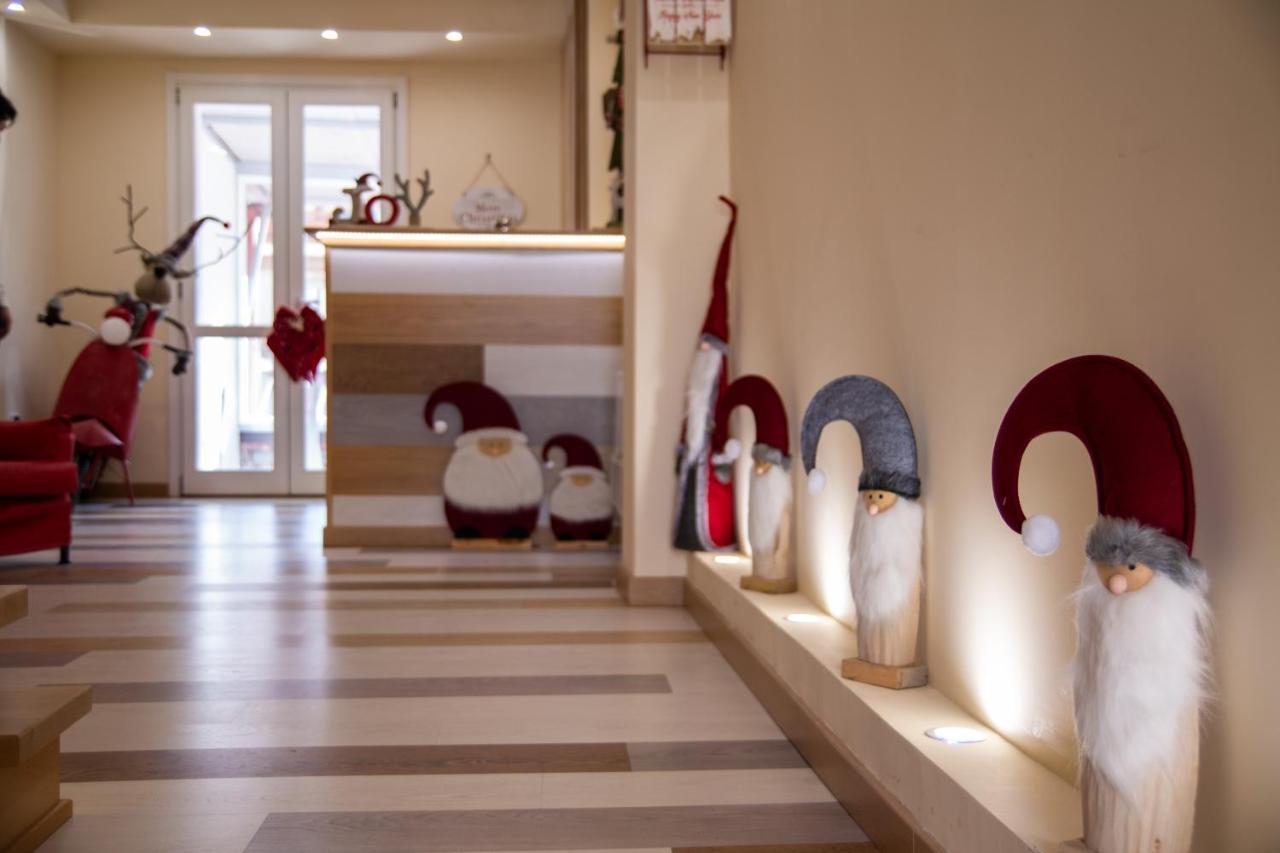 Abete Bianco - Albergo Del Natale Camigliatello Silano Εξωτερικό φωτογραφία